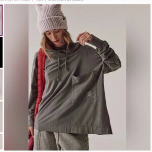 NWT FP Movement Women's Hot Shot Hooded Layer Gunmetal